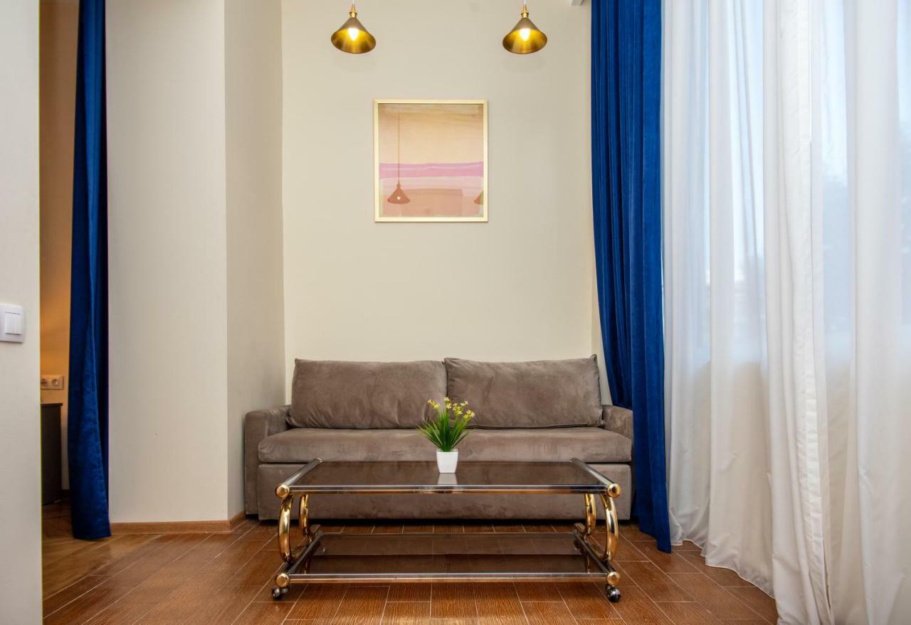 Gio'S Apartment Tbilissi Extérieur photo